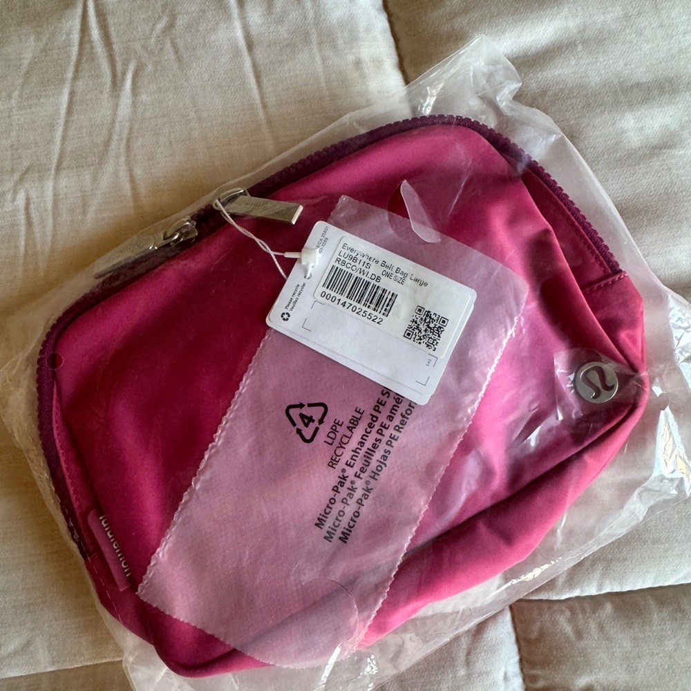 lululemon Two-Tone Pink Everywhere Belt Bag Large
